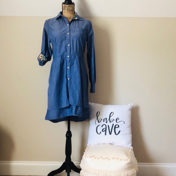 Anthropology tiered chambray tiered shirtdress - Picture 3 of 8